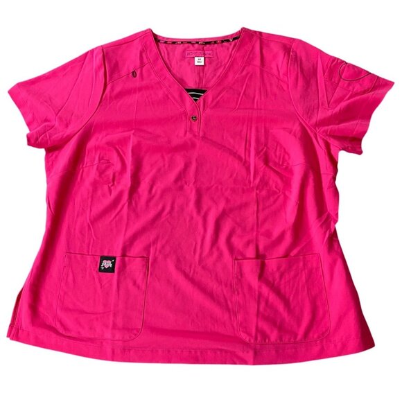 Betsey Johnson Pink Scrub Heart on sleeve Top Pockets 2X - Picture 1 of 9